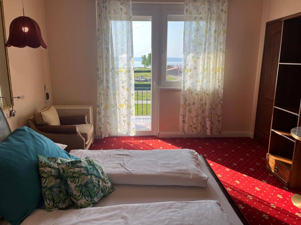 Hotel Al Faro Lodge Am See Podersdorf am See Exterior photo